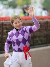 今村聖奈騎手が快挙達成したオークスを回顧　馬上でのガッツポーズ姿は「なんかかっこいいですね。自分じゃないみたい」