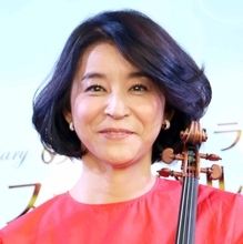 高嶋ちさ子、父・弘之さんはビートルズの邦題「抱きしめたい」などの名付け親だった…宣伝手法には悲鳴「ヤバいって！　お父さん」