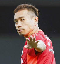 ＤＦ長友佑都「とにかく厳しいグループに入った」Ｗ杯１次リーグ展望語る　ＤＡＺＮのＷ杯アンバサダー就任