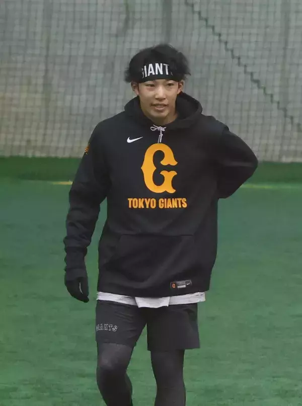 【巨人】赤星優志がＧ球場での年内自主トレ打ち上げ「このオフに懸かっている」山崎伊織と連日の猛練習