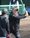「【巨人】松井秀喜氏さんが宮崎キャンプで２年ぶり５度目の臨時コーチ　チーム強化へゴジラの考え注入」の画像1
