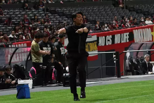 【Ｊ２藤枝】槙野智章監督が悔しさあらわ「安すぎる失点でゲームがぶち壊しになった」「許せない部分です」Ｊ２札幌に敗れ２連敗