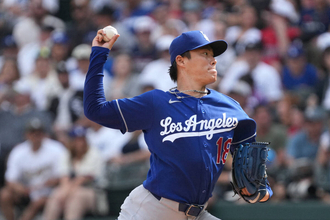 山本由伸完全＆ノーノー逃し「野球は難しい」「また練習して最後までいけるように」８回２死までパーフェクト７勝目、前回登板から４５者連続アウト