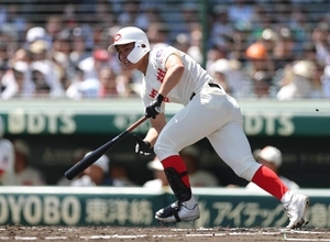 【甲子園】智弁和歌山・松本虎太郎主将「最後の夏に甲子園に戻ってこられた」手術乗り越え先制打　初校歌歌い上げ「うれしい気持ちが一番」