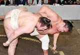 「“天敵攻略”見えた！横綱・豊昇龍が新大関・安青錦相手に７勝３敗勝ち越し…稽古総見」の画像1