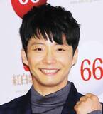 「４５歳・星野源の“激変”に驚がく「見たことない」「いつもと違う」「新しい」「韓流メイク」レアなモデル姿」の画像1