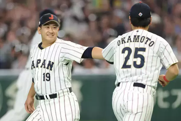 菅野智之、後輩からのイジリにＸでも応戦「左の人はもっと緊張してください」巨人時代の後輩・岡本和真にクギ