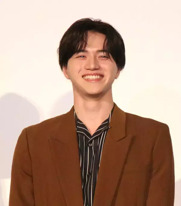 ＫＥＹ　ＴＯ　ＬＩＴ・岩﨑大昇　山下智久との共演に感激「うれしくって」山Ｐ作詞楽曲を弾き語り