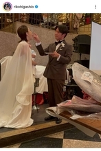 古閑美保さん　イケメン夫と幸せそうな姿！「ファーストバイトは…」披露宴でラブラブ…東尾理子が公開