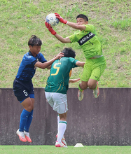 【高校サッカー】静岡学園が大津に１―０完封勝利　好セーブ連発のＧＫ田辺匠真「こんな苦しい展開は初めて。でも楽しめました」