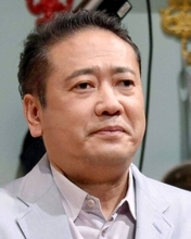 鎧塚俊彦さん「最後の一個は…」亡き妻・川島なお美さんに作ったクリスマスケーキが素敵　急逝から１０年