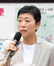 辻元清美参院議員「涙が出そうになった」　落選の中道・岡田克也氏の事務所訪れ