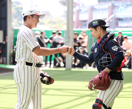 侍ジャパン・井端監督、菅野＆菊池らメジャー組初合流に「大会が近づいている」…菅野のブルペン投球には絶賛