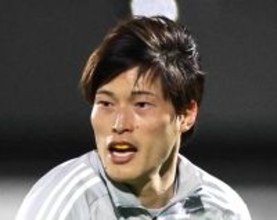 バーミンガム・古橋亨梧、肩の手術で今季絶望　指揮官が明かす「先延ばしにしていた継続的なこと」