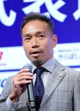 【Ｗ杯】まさに名言製造器　長友佑都「感謝１０００％」「空気清浄機のように」「ブラボー」「批判は自分にとってガソリン」