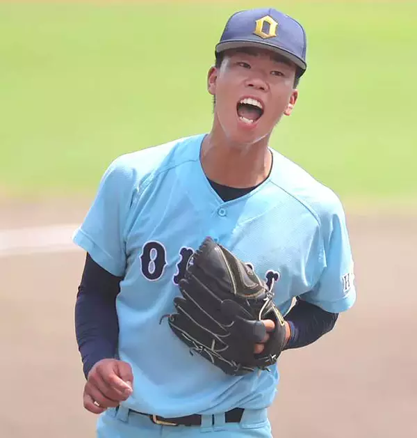 【高校野球】滋賀に二刀流現る　近江の元翔之介が９６球マダックス＆Ｖ打「勝つという強い気持ちが結果につながった」…滋賀大会