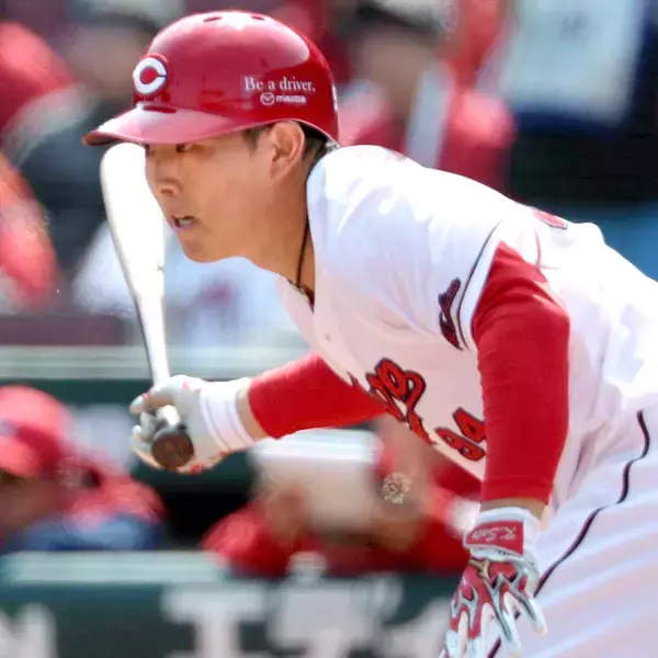 【広島】佐藤啓介がうれしいプロ１号！　育成出身の３年目はダッシュでダイヤモンド１周「思い切って打ちました」