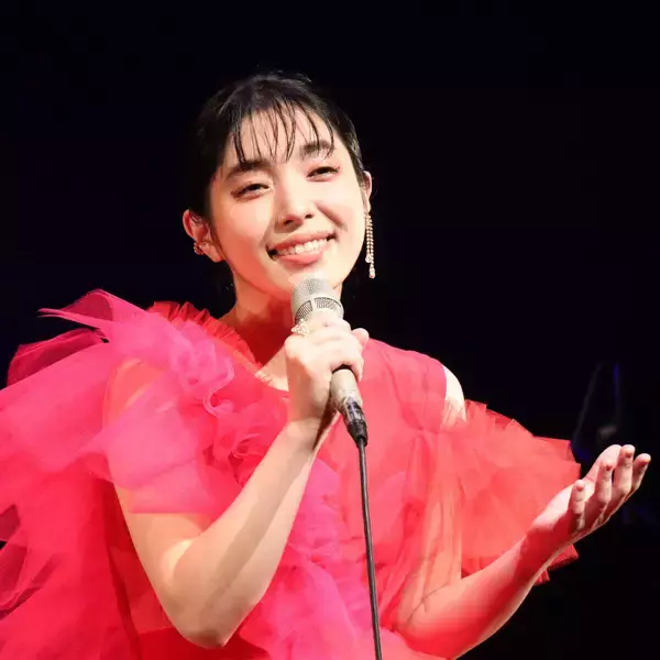 "カラオケ女王"歌手・城南海、結婚と第１子妊娠を報告…「カラオケ★バトル」「鬼レンチャン」「モニタリング」など出演