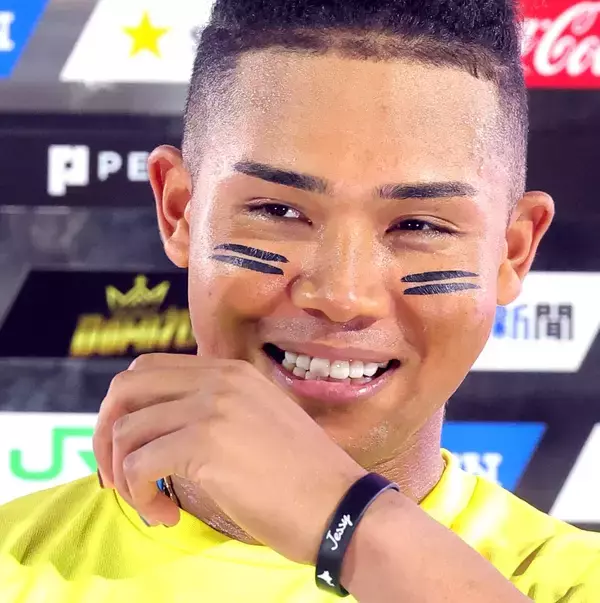 【日本ハム】７回決勝打の水谷瞬お立ち台で声詰まらせる　「（２軍の鎌ケ谷から）もう北海道に戻ってこれないんじゃないかと…」　両親と愛犬の前で再昇格後初打点