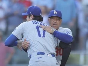 大谷翔平の打順は「２～５番」　ロバーツ監督が構想明かす　地区シリーズ打率．１５４　１番は「とても安定している」ベッツ…１２日からリーグ優勝決定シリーズ