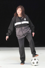 吉高由里子　３年ぶり舞台出演での稽古は「こんなにあっという間の１か月はなかった」　フットサルにも挑戦