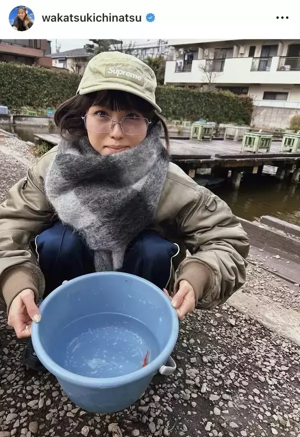 若槻千夏、人気ドラマ２作品の聖地巡礼ショット公開「原作者のお二人がご夫婦と知り　エモさ爆誕」