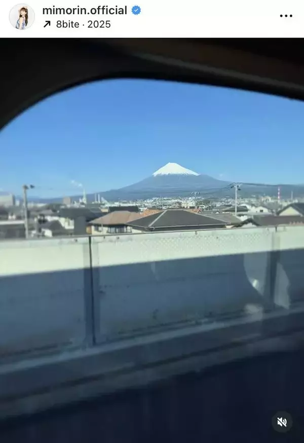 米国拠点の三森すずこ「年末年始、今年は日本で過ごします」最新ショットを公開…夫はオカダ・カズチカ、２児の母