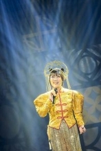 松任谷由実、冬恒例の苗場はオリエンタルがテーマ「私のＤＮＡの中に答えがあるのかな」