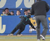 「【日本ハム】５失策でロッテに痛恨連敗、借金生活逆戻り…開幕１７戦で失策数は両リーグワースト１７」の画像1