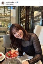 テレ朝・田中萌アナ、シースルーコーデで妹の誕生日を祝福！「仲良し姉妹」「美味しそう」