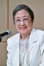 作家の佐藤愛子さんが死去　１０２歳　老衰　「九十歳。何がめでたい」「戦いすんで日が暮れて」
