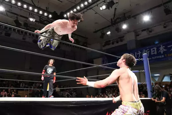 新日本プロレス「ＢＯＳＪ」６・５高崎「準決勝」はマスター・ワト×ＹＯＨ、ロビー・イーグルス×藤田晃生…６・３後楽園全成績