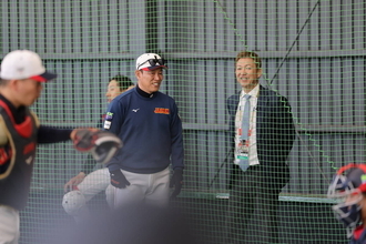 侍ジャパン・井端弘和監督が曽谷龍平に期待「まずは自分のボールを」…２２日の今季初実戦・ソフトバンク戦に先発