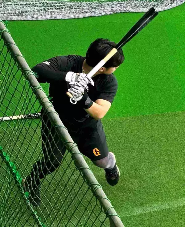 巨人・石塚裕惺、マシン打撃再開「少しでもレベルアップして帰れるようにいい時間にしていきたい」
