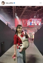 「こんな姿が見られるとは」「パパの原動力」元フジアナ・久慈暁子、４月に誕生の愛娘と夫の応援へ！