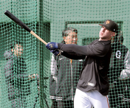 巨人・キャベッジが「前進」フラッグ直撃弾…阿部監督の「打点アップ」指令に満点回答