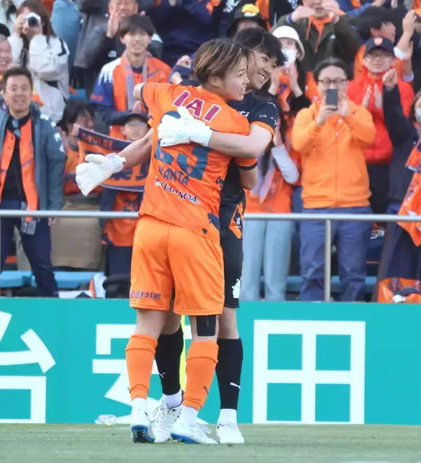 【Ｊ１清水】ＰＫ戦４試合目で”初勝利”　ＧＫ梅田透吾が古巣・岡山に殊勲の２本ストップ「本当に止められてよかった」