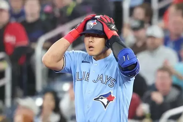 「岡本和真がデビューから６戦連続安打　日本人では鈴木誠也以来４人目　ブルージェイズは延長で敗戦」の画像