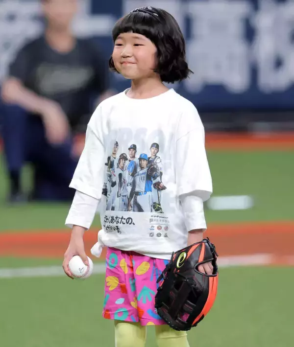【オリックス】人気子役・永尾柚乃が始球式でワンバウンド投球披露「ワクドキが、すごくて」