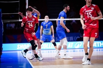 【バレー】日本男子、ＮＬ初戦でウクライナにストレート勝ち　最後は高橋藍のバックアタックで初陣飾る　西田が最多１３得点