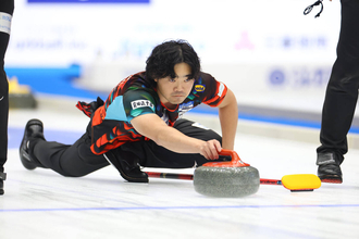 【カーリング】男子ロコ・ソラーレが「スマイリーアタック」で決勝進出　昨年準Ｖの雪辱へ「絶対勝つぞ」「おー！」