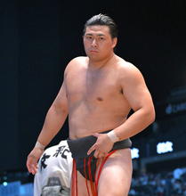 幕下のイケメン大森が３連勝で５勝１敗　びんつけ油で決めたオールバックは「アブラ増し増し」二郎系ラーメン風回答