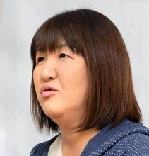 北斗晶、夫・佐々木健介の還暦の誕生日に真っ赤な衣装で生出演「代わりに赤を着てきました～」そして来年還暦なのは…