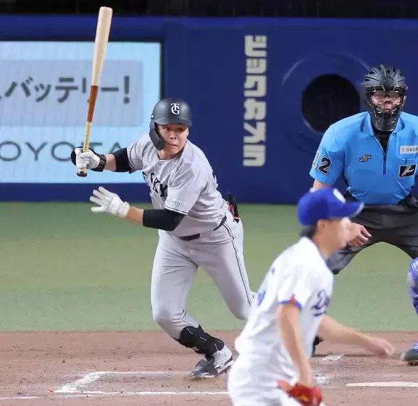 【巨人】今季１イニング最多１０得点に貢献の中山礼都「ショートが動いたのが見えたのでバスターに切り替えました」