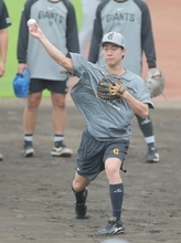 【巨人２軍】山崎伊織１か月ぶり実戦復帰で先発　キャベッジが「１番・ＤＨ」　東地区王者・日本ハムと対決…２軍スタメン