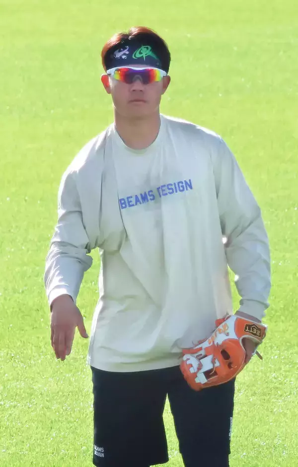 【日本ハム】吉田賢吾が人生初の二塁挑戦でレギュラー取り狙う…炭水化物断ち「とんでもないくらい」食べたのは…