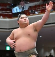 幕下２場所目の誠雄が初白星　場所前は出稽古で王鵬の胸を借りて稽古する機会も　「幕内の圧力を感じて勉強になった」