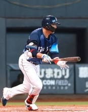 【西武】「カッコよすぎ」ファンも歓喜！今季限りで引退表明の栗山巧が今季１軍戦初出場で中前安打