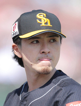 【ソフトバンク】出場選手登録抹消の上沢直之はコンディション不良　小久保裕紀監督「しばらくはいないものだと思っている」リハビリ組合流へ