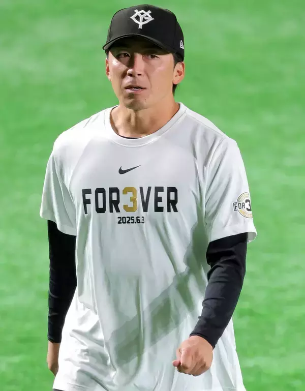 【巨人】東京ドームで試合前練習スタート　気になる台風６号の進路　オリックス戦は長嶋茂雄さん一周忌